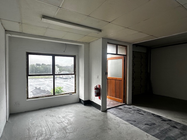 To Let Commercial Property for Rent in Ottery Western Cape